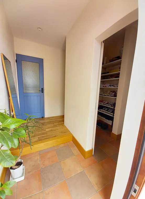 Tさまご家族のイラスト